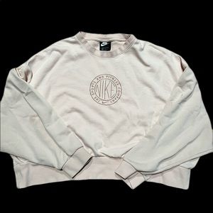 Womens Nike crop sweatshirt.  Size Large